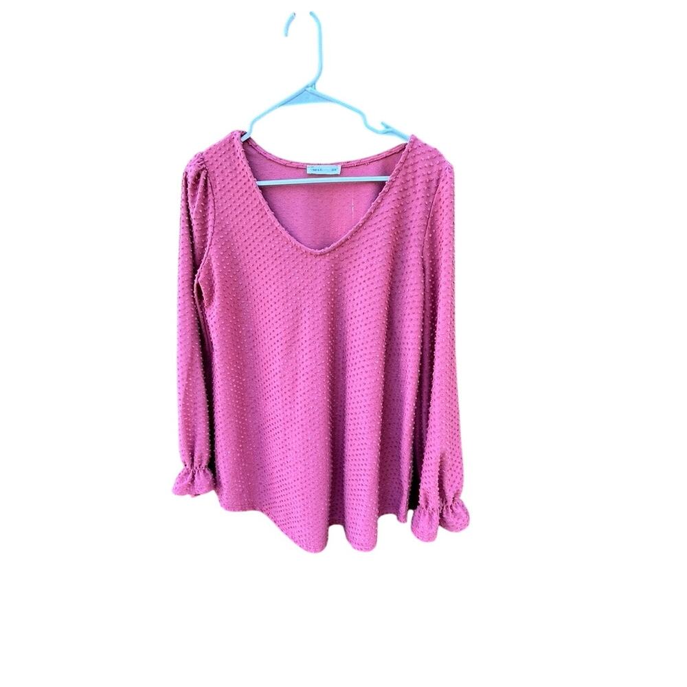 Reb & J Womens M Pink Mauve Swiss Dot V-Neck Blouse Long Sleeve Ruffle Cuff EUC